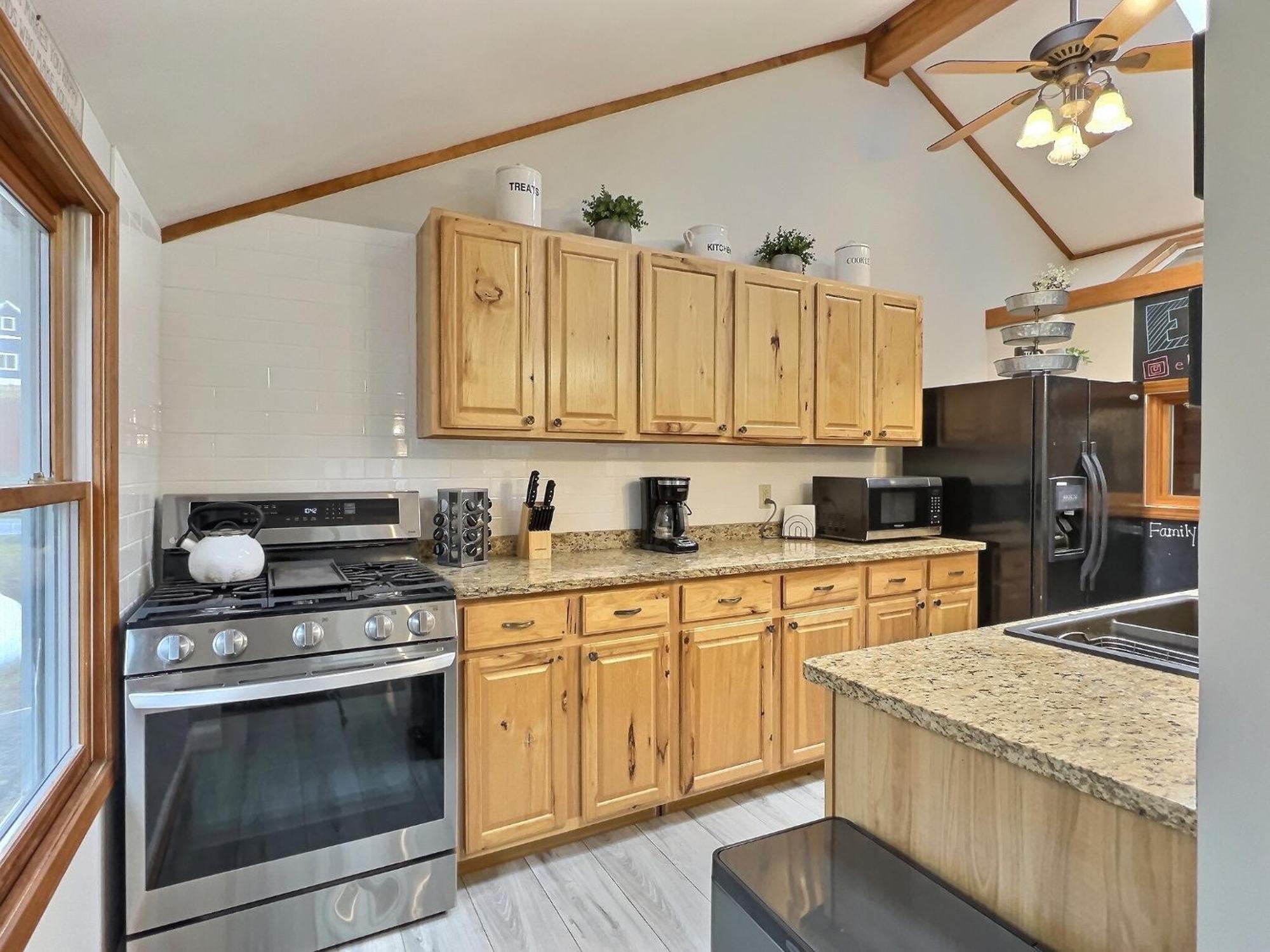 Maples Retreat - 2 Acres - Fireplace Ellicottville Bagian luar foto
